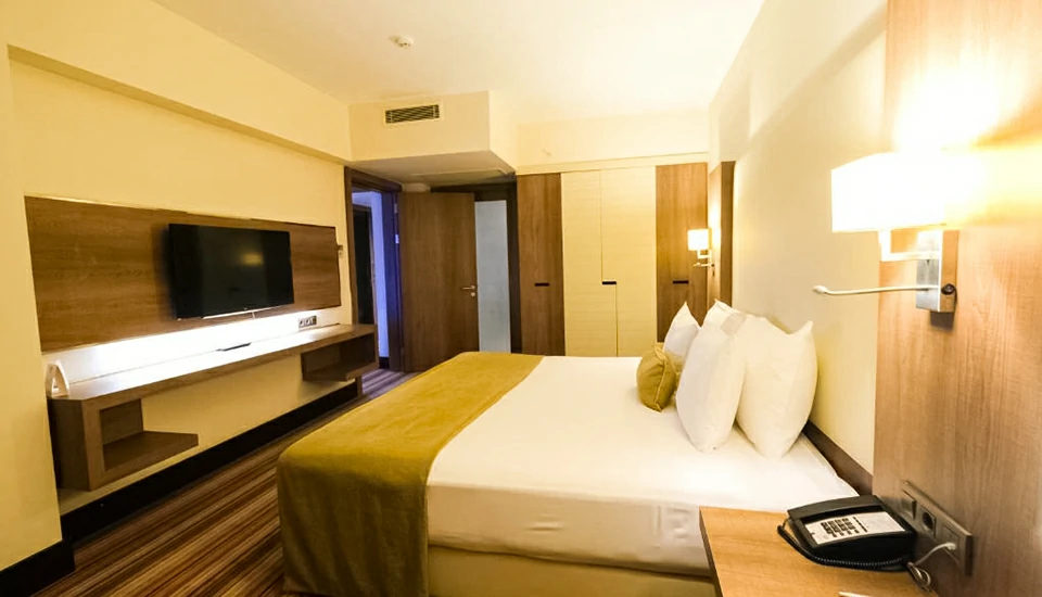 هتل رامادا پلازا بای ویندهام ازمیر